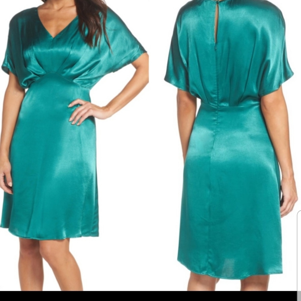 chelsea28 emerald green batwing sleeve dress